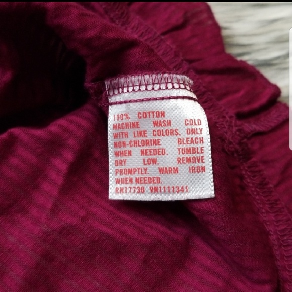 Mossimo Dark Raspberry Blouse Size L - Picture 8 of 8